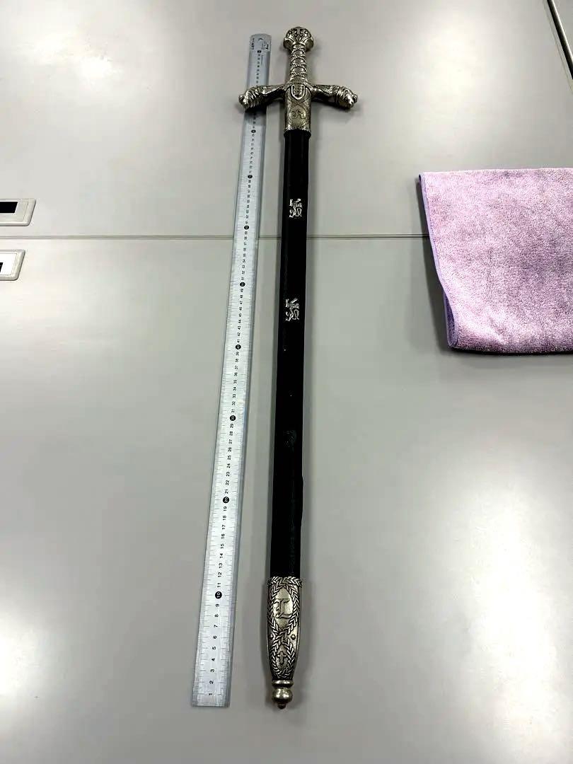 ライオン彫刻の金属製剣 約100cm