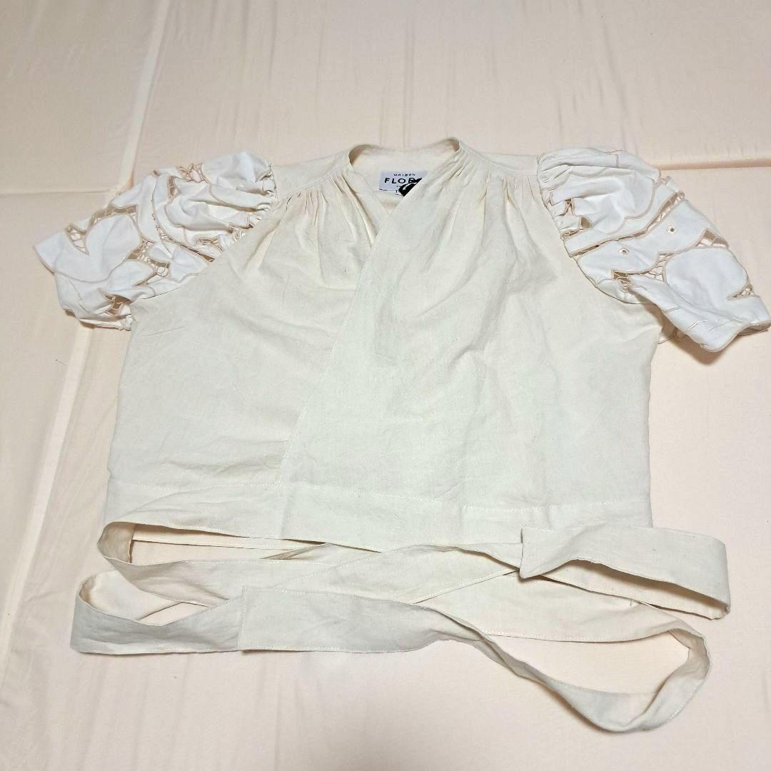 新品MAISON FLORA PARIS Violette Wrap Top - メルカリ