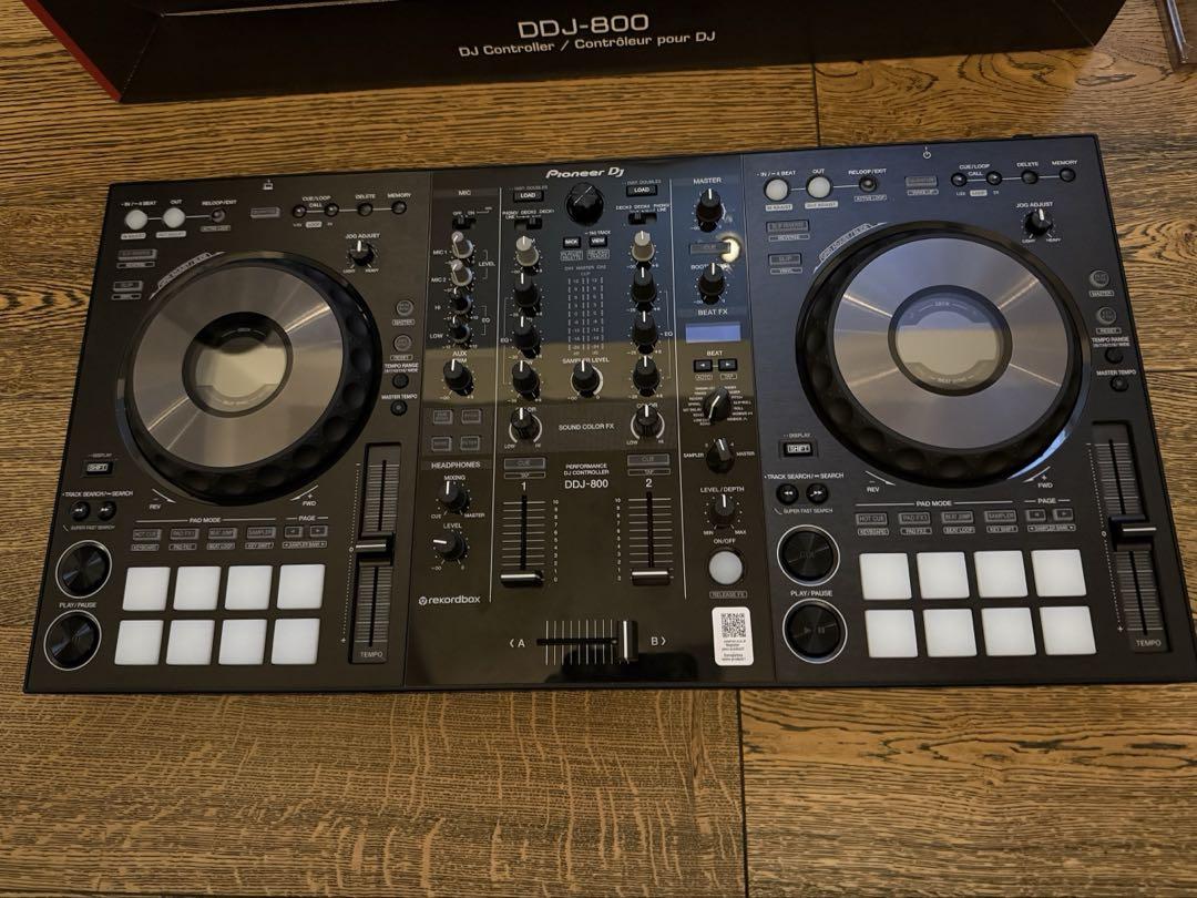 [ほぼ新品]Pioneer DJ DDJ-800 コントローラー
