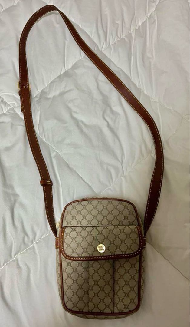 セリーヌ　CELINE ショルダーポーチ　斜め掛けポシェット　マカダム柄