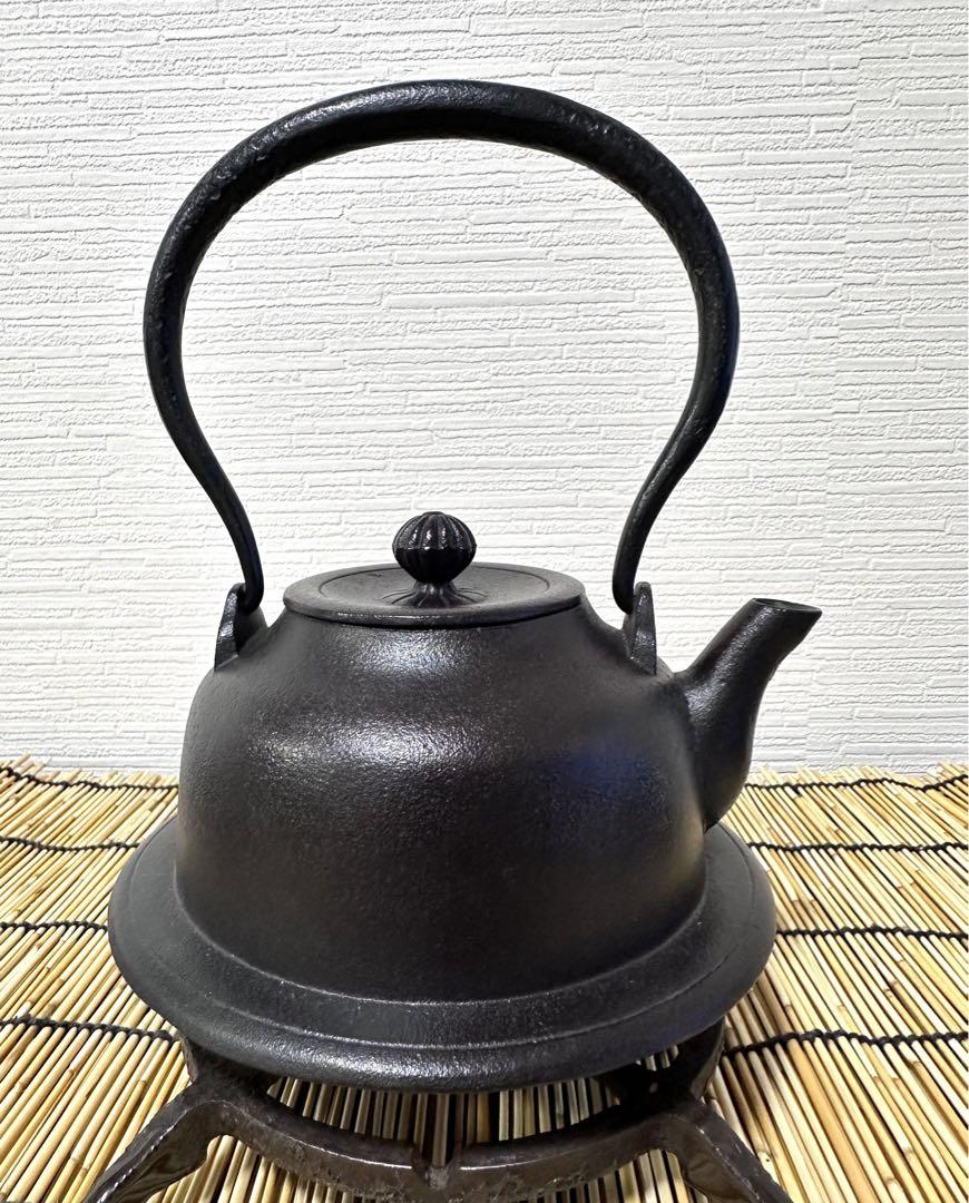 新品、店舗保管品　１０型釜形　南部鉄瓶　南部鉄器　調理器具　調理器具