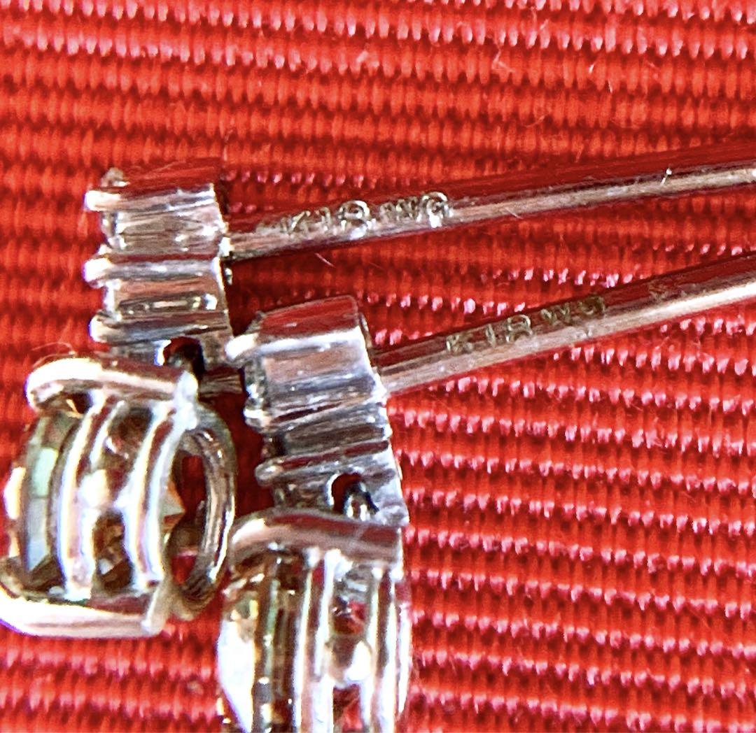 キラキラ✨計0.72CT✨k18WG揺れるダイヤモンドピアス　k18ダイヤピアス