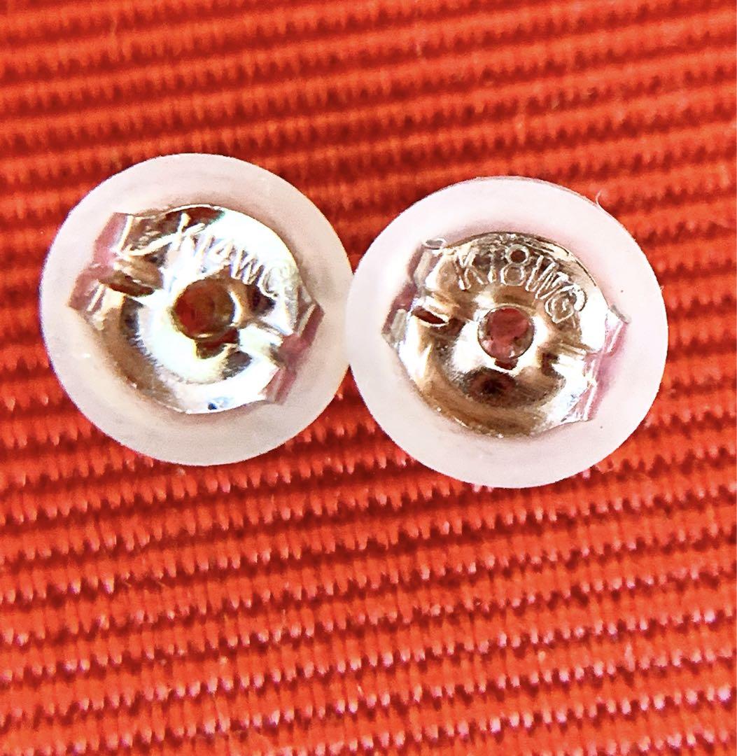 キラキラ✨計0.72CT✨k18WG揺れるダイヤモンドピアスk18ダイヤピアス