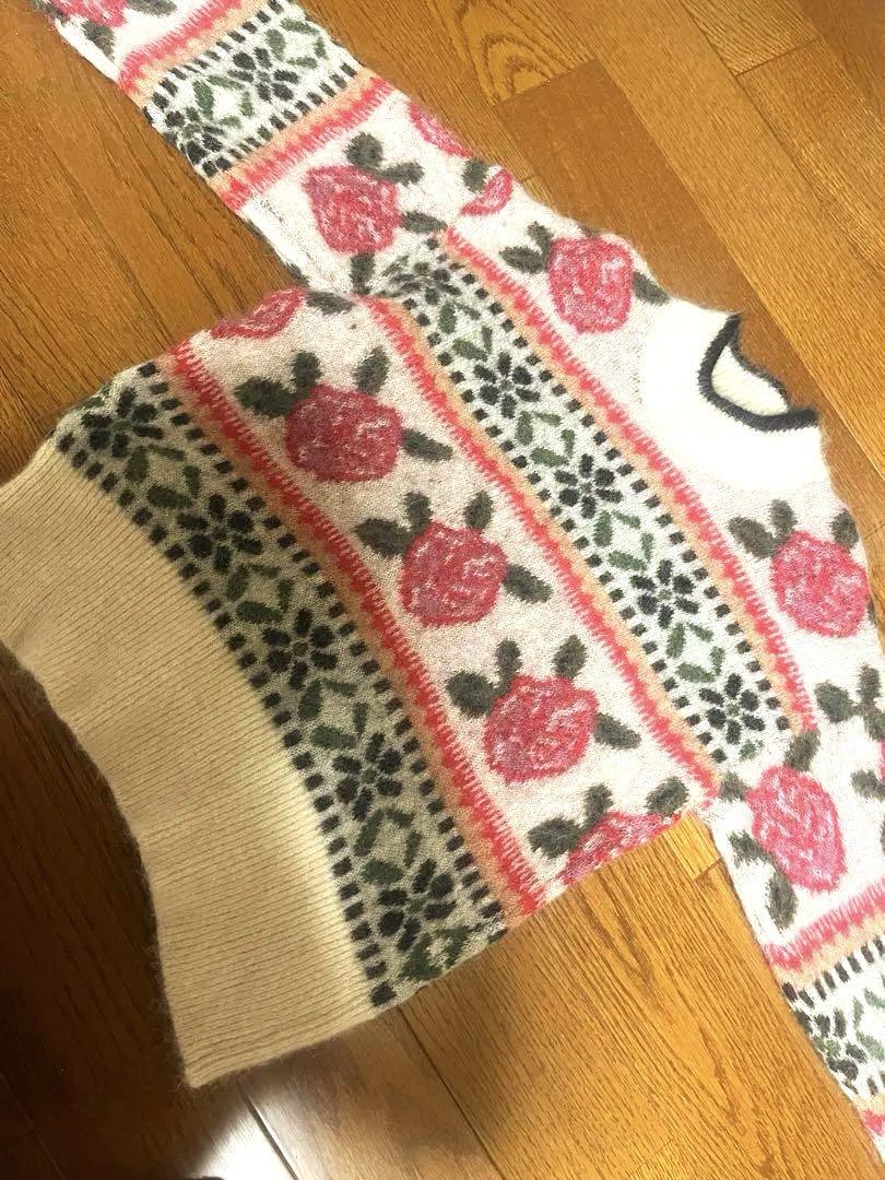 らき☆すた 柊つかさ 巫女服 グリザイアの果実 コラボ カプセル缶バッジ らき☆すた グリザイアの果実 コラボ 缶バッジ 柊つかさ