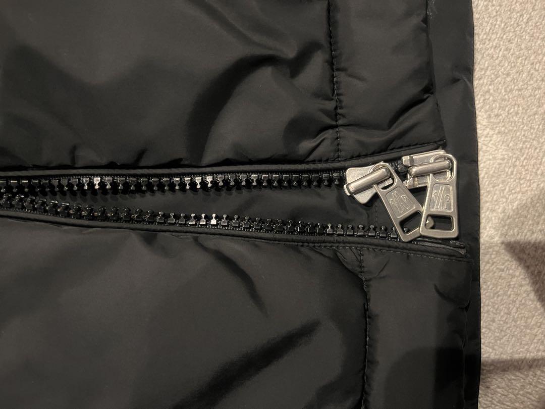 MONCLERダウンジャケット