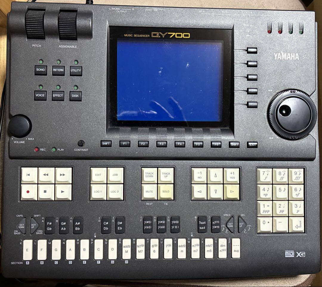 ヤマハ YAMAHA QY700 シーケンサー　アダプタ、専用バック付き