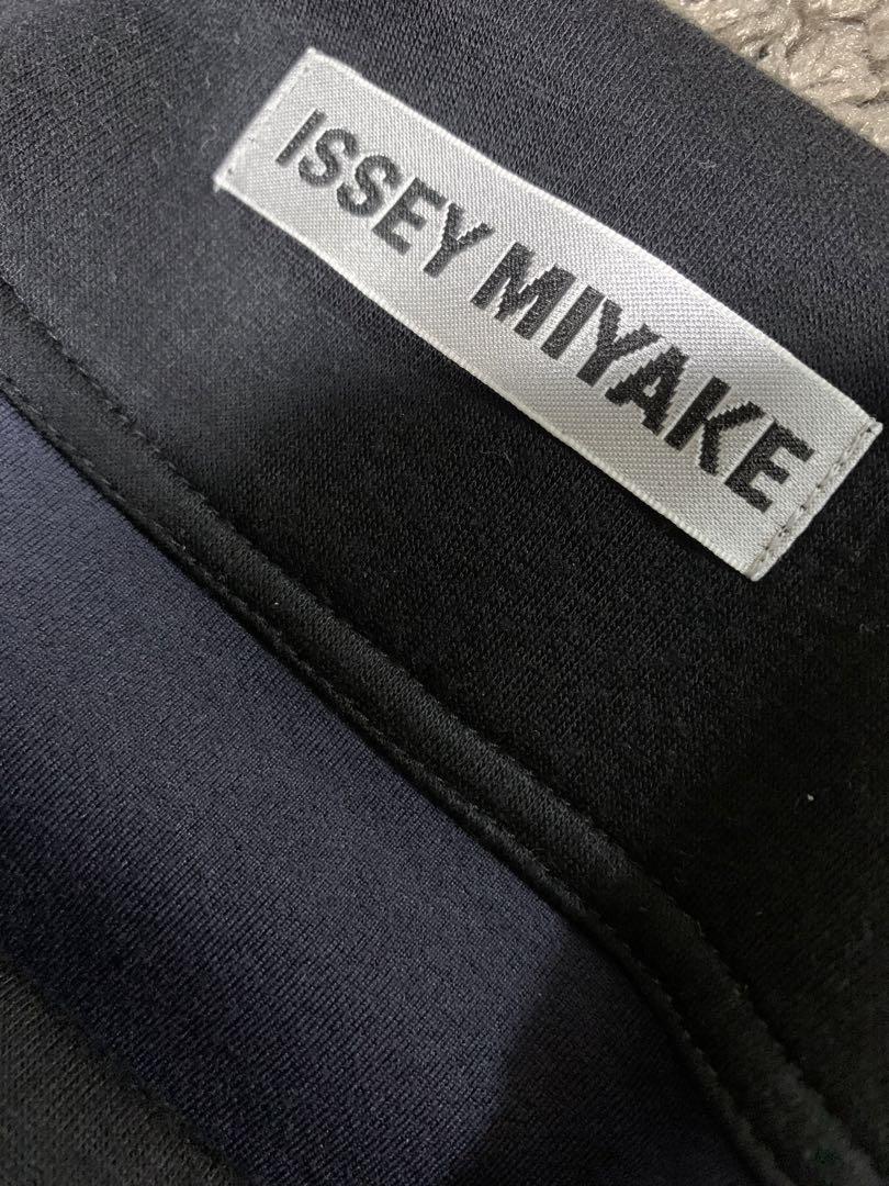 ISSEY MIYAKE スカート