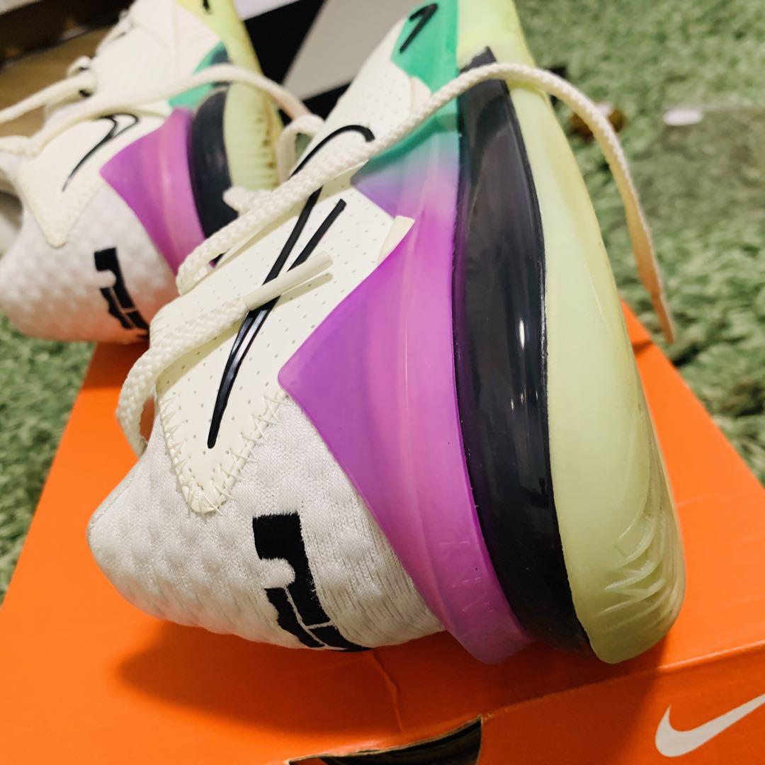 LeBron 17 lowバッシュ