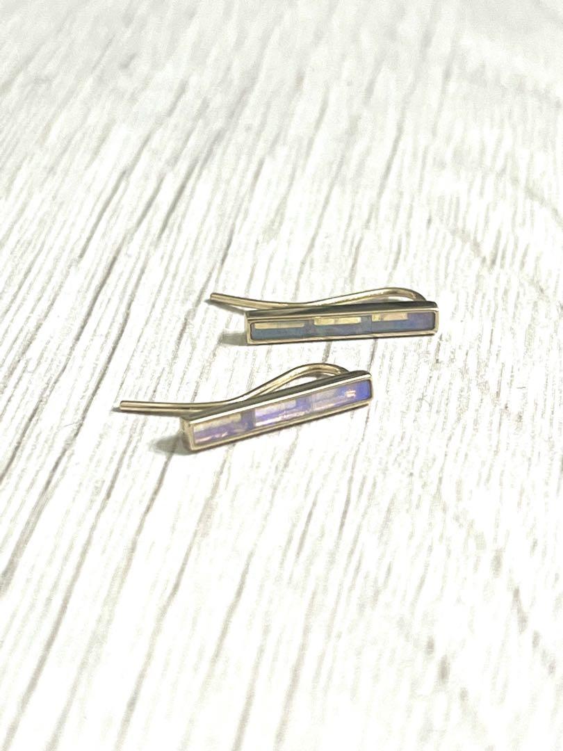 sowi オーロラ オパールフックピアス K10YG
