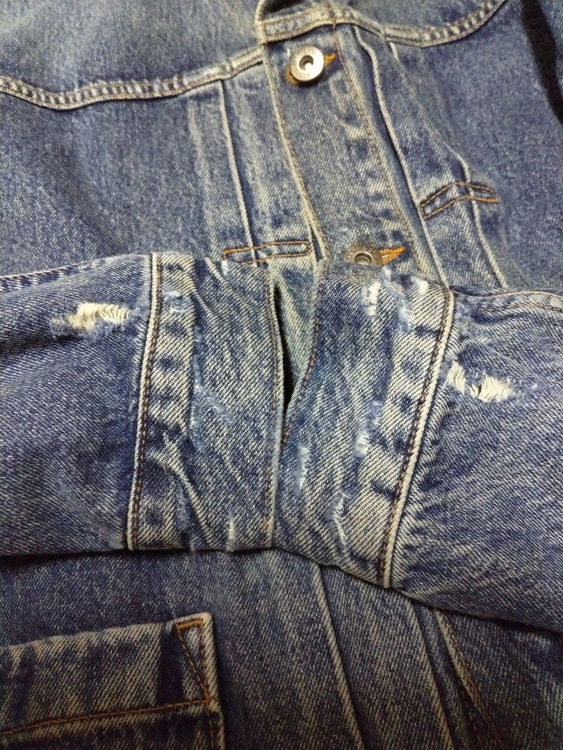 579　新品未使用品　リーバイス　LEVI'S　デニムジャケット　サイズＬ！