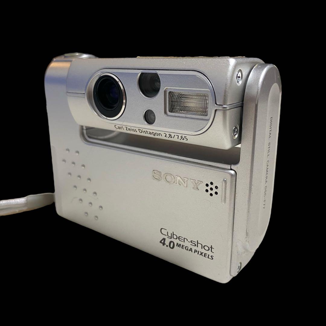 ★SONY Cyber-shot 4.0 Mega Pixels DSC-F77