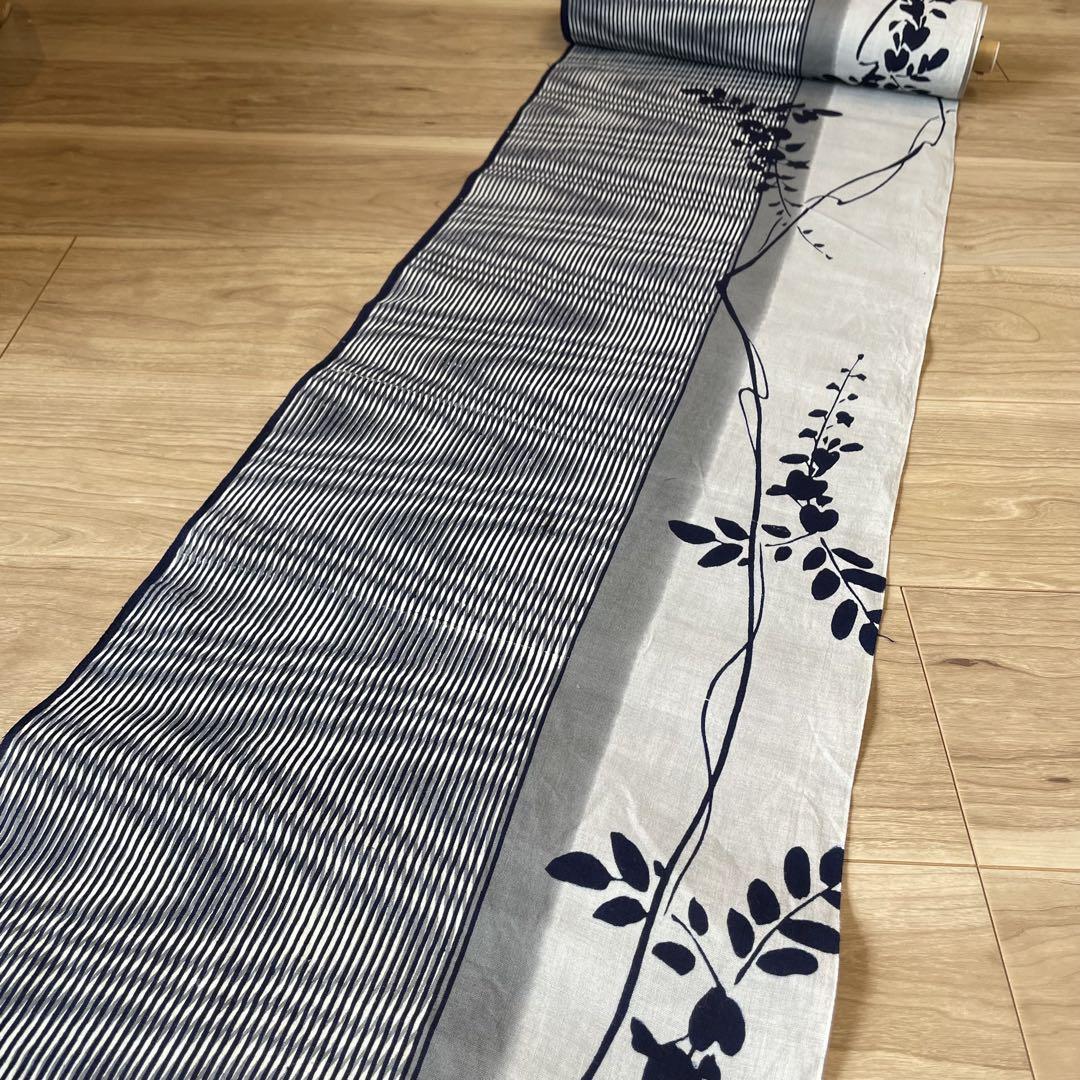 超美品　未使用品　コーマ地　浴衣反物　本染　注染　型染　グレー　紺　シンプル