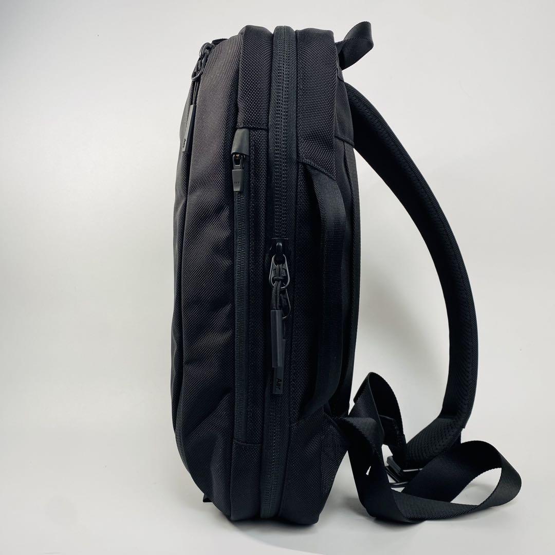 ARE　エアー　Travel　Sling2　ボディバッグ ショルダー　ブラック