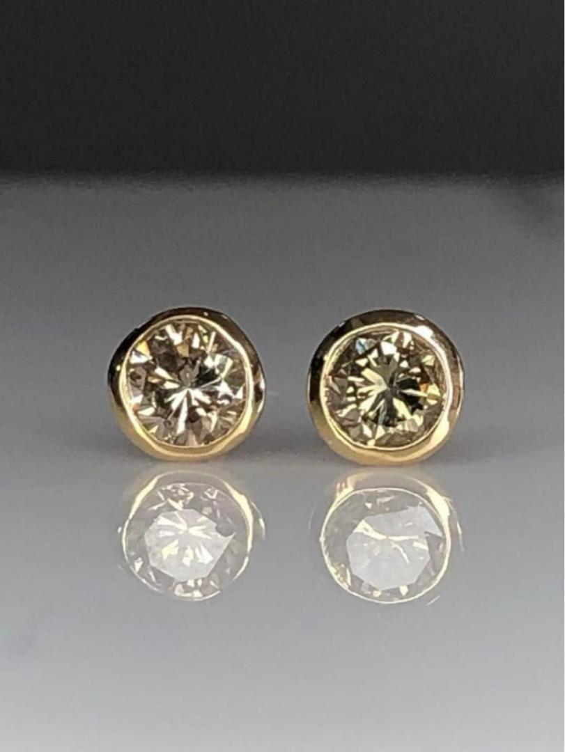 K18 天然ダイヤモンドフクリンピアス 計0.6ct