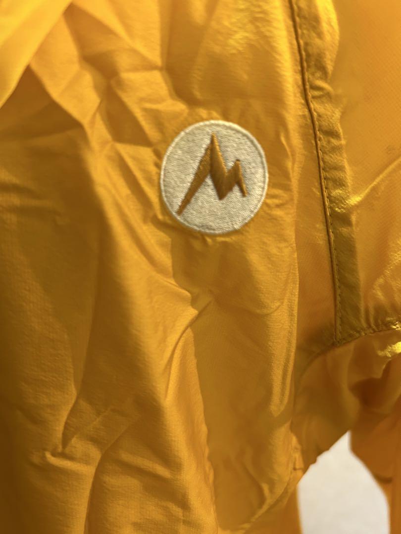 新品　未使用　Marmot イエロー ウィンドブレーカー