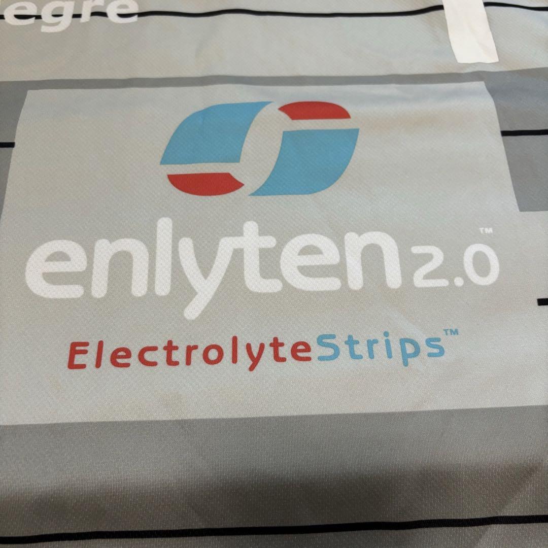 alegre enlyten 2.0 スポーツシャツ グレー・黒