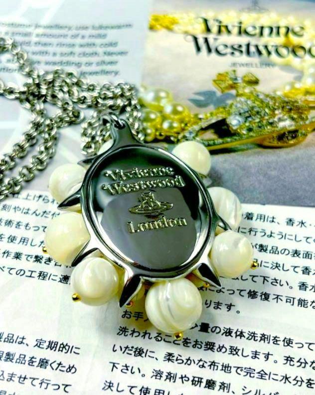 Vivienne Westwood 2009 Mourning レアペンダント Vivienne Westwood 2009 Mourning レアペンダント - メルカリ