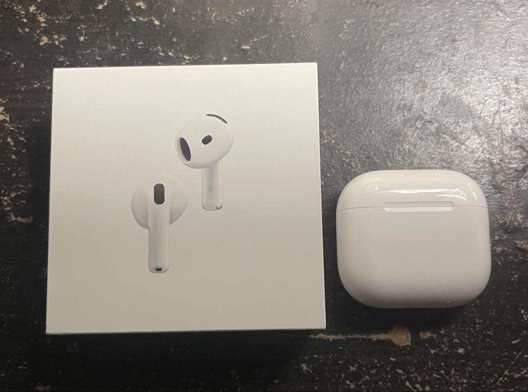 Apple AirPods 第4世代　ノイズキャンセリング搭載