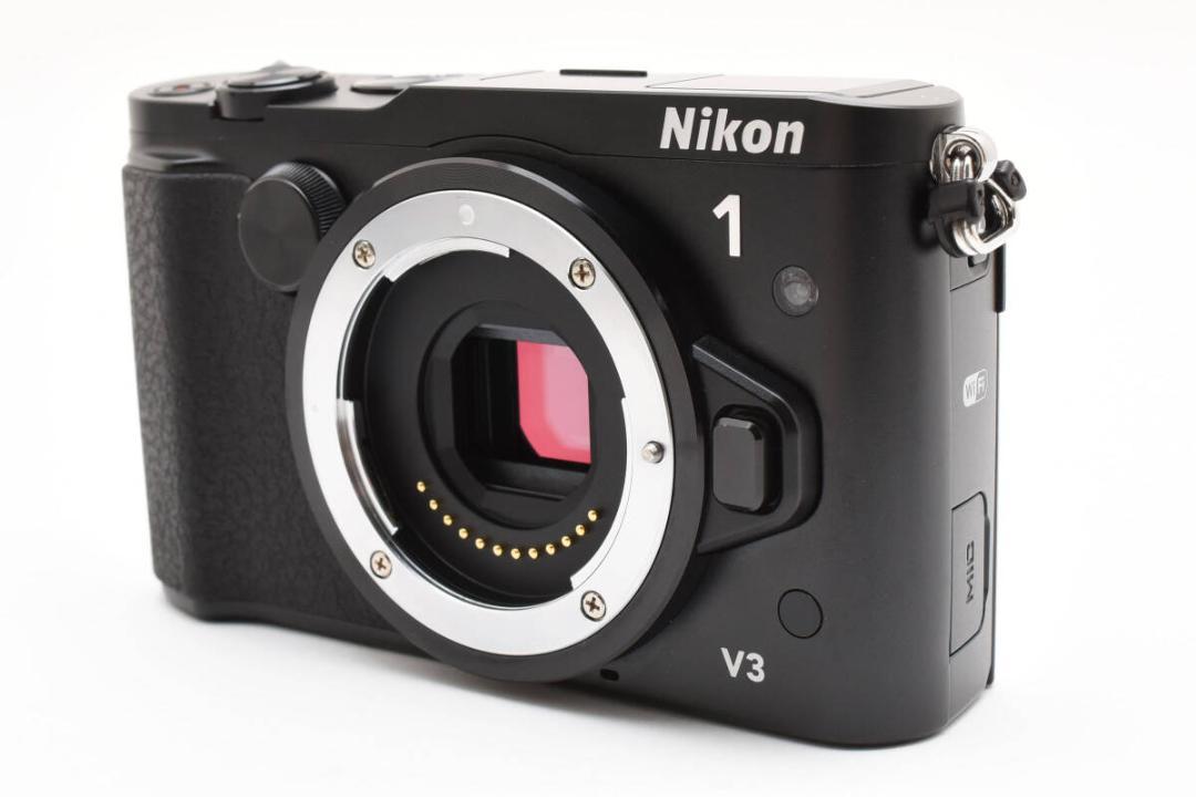 ★シャッター数2285回★ Nikon 1 V3 ボディ バッテリー２個 ニコン ☆シャッター数2285回☆ Nikon 1 V3 ボディ バッテリー2個