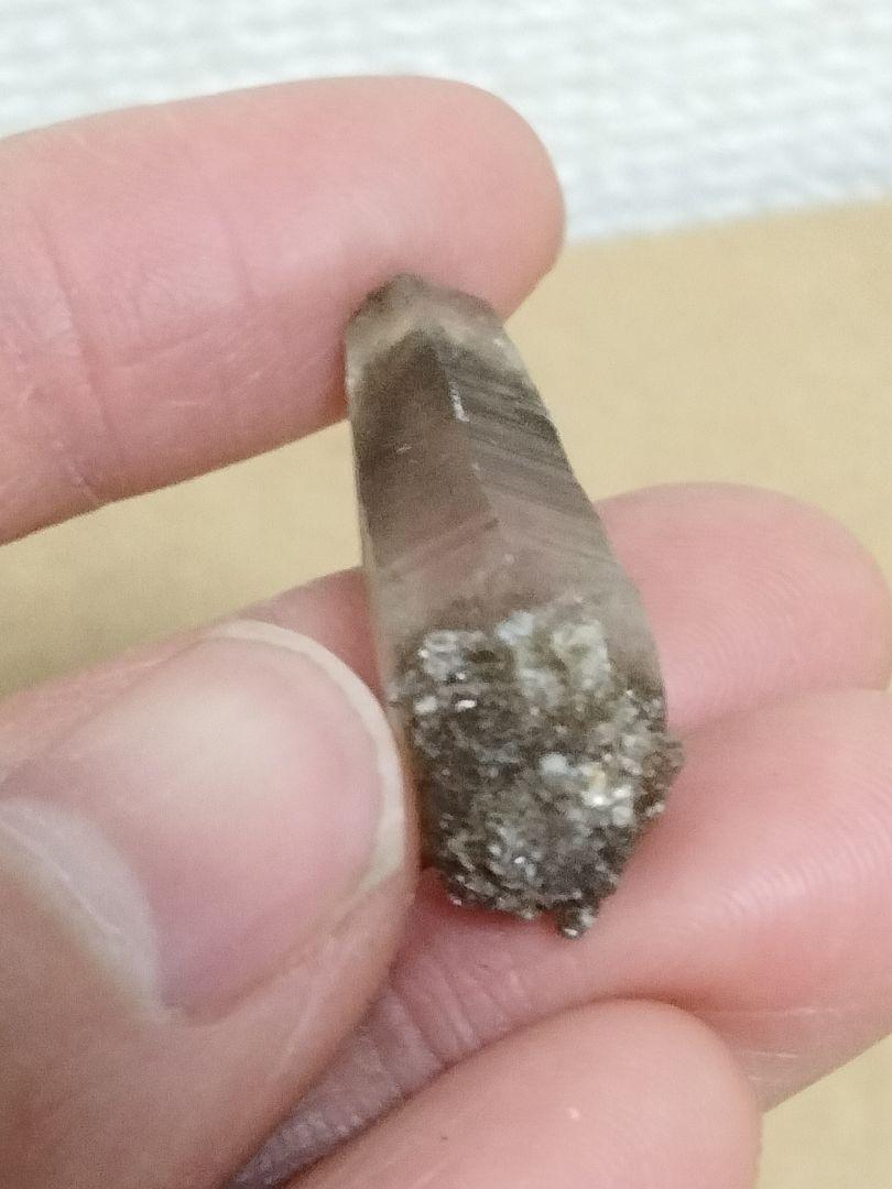 トルマリン入り水晶 番号908