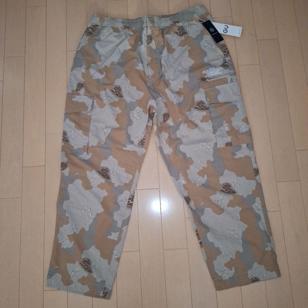 GU×UNDERCOVER　MENワイドテーパードカーゴパンツ　カモ柄カーキXL