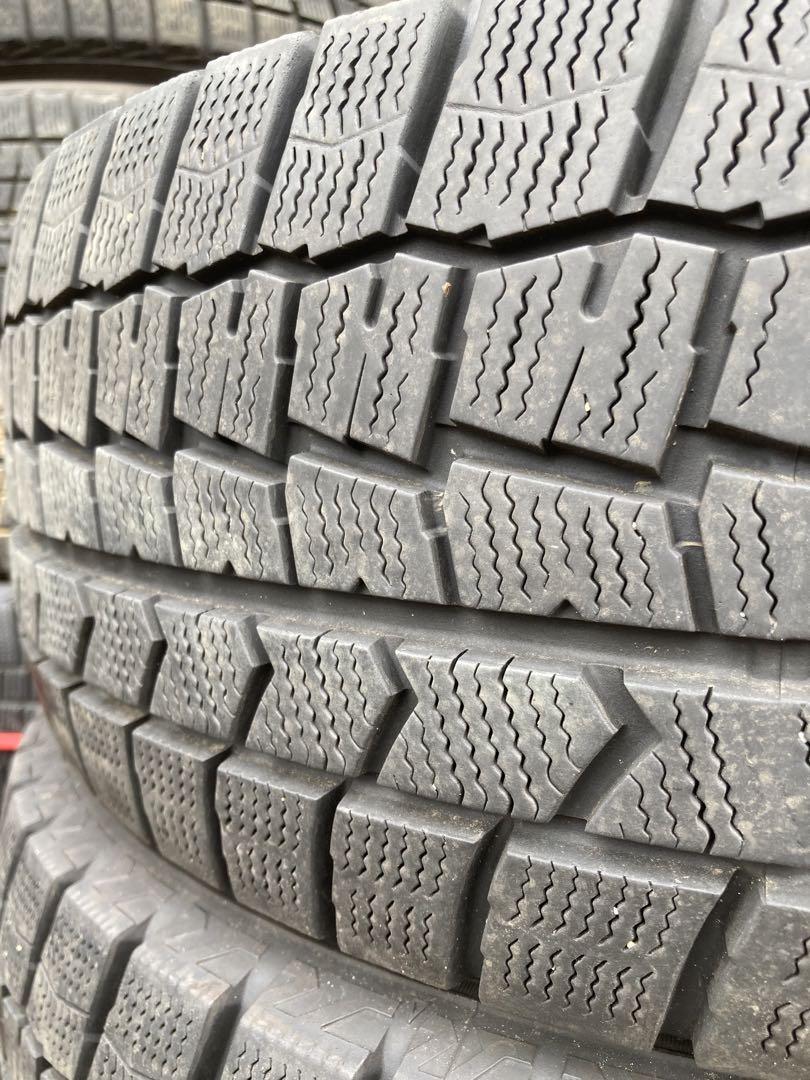 2019年製バリ山！ダンロップウィンターマックス02 215/60R16