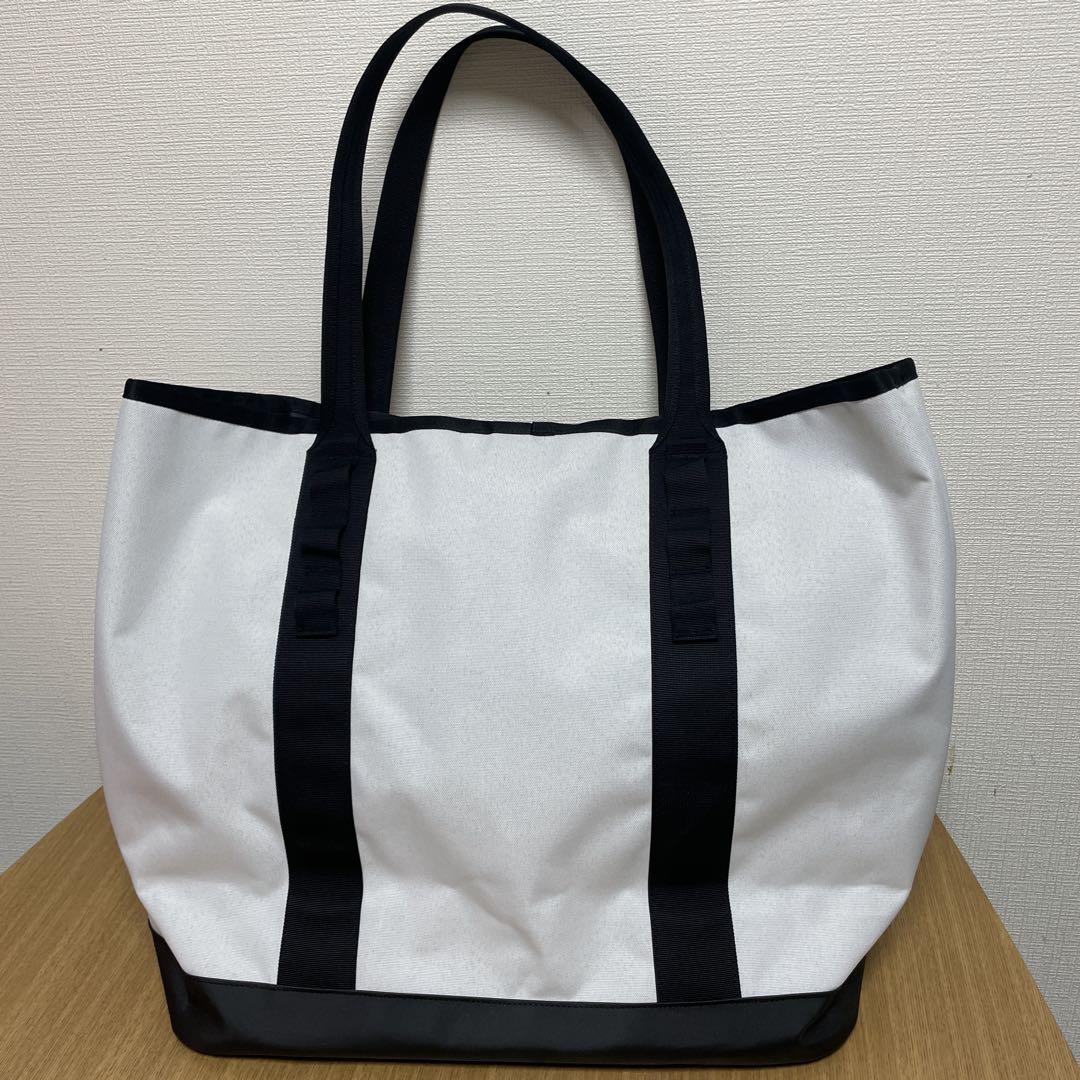 新品未使用　希少色THE NORTH FACE トートバッグ