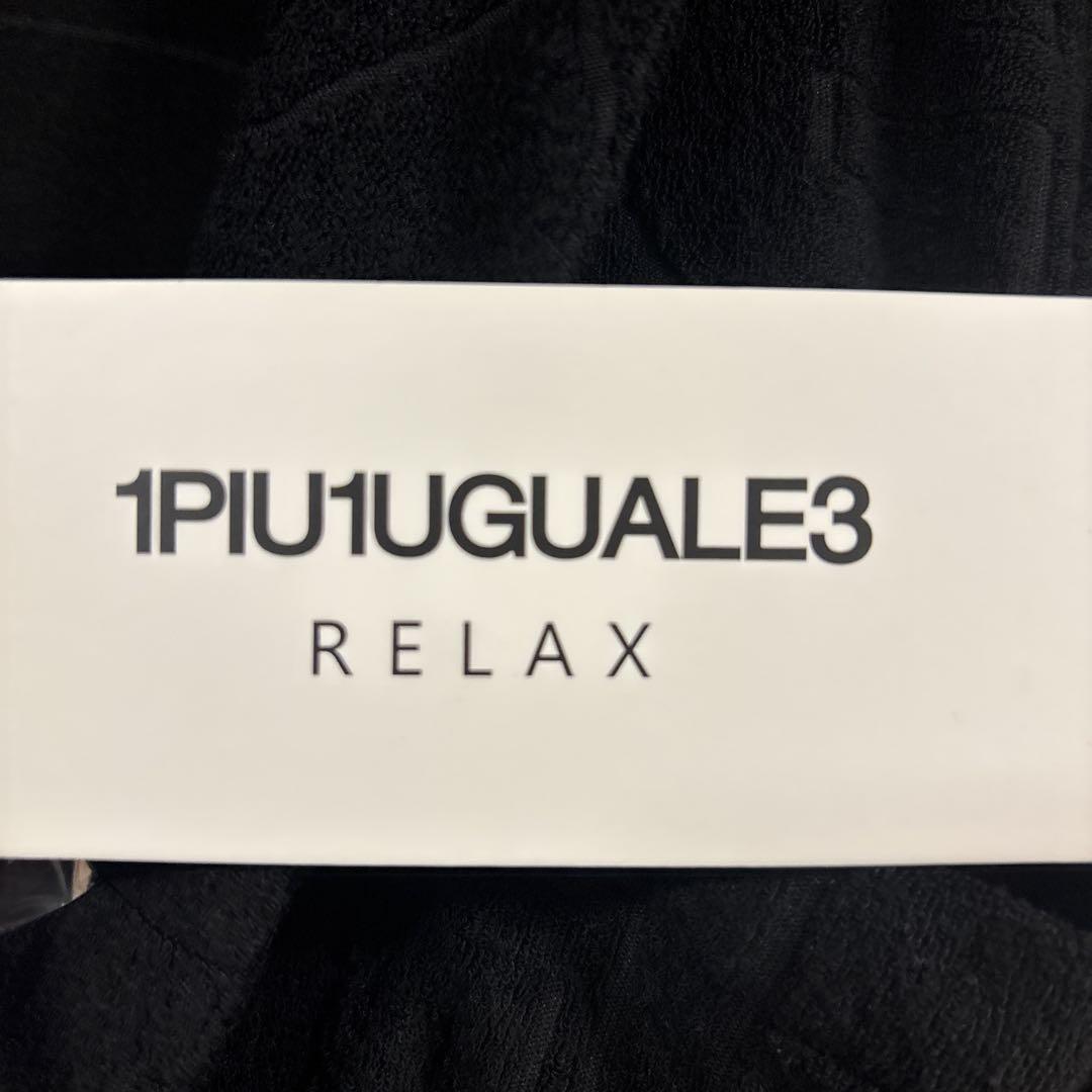 1PIU1UGUALE3 RERAX ブラックジャケット 新品未使用
