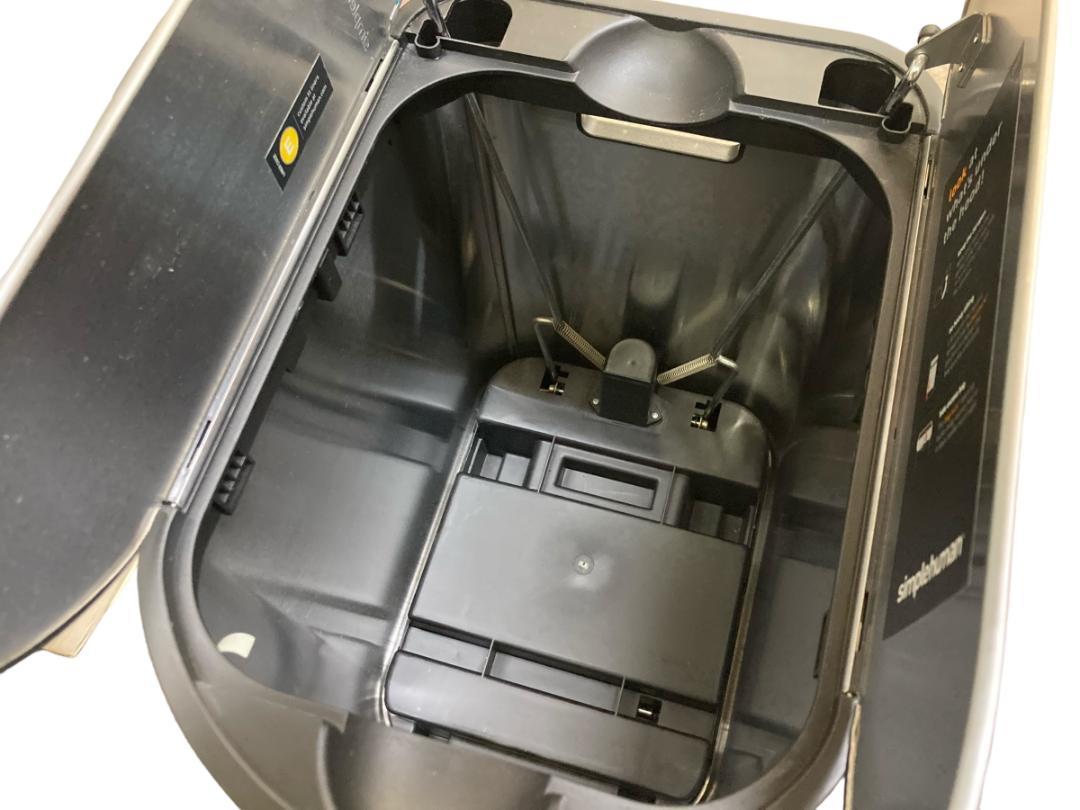 シンプルヒューマン ダストボックス ゴミ箱 バタフライステップカン ２０L