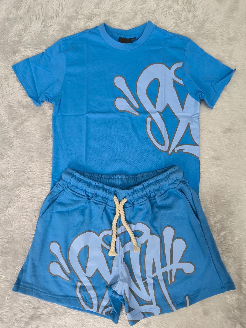 Syna World 青のグラフィックTシャツ＆ショートパンツセット