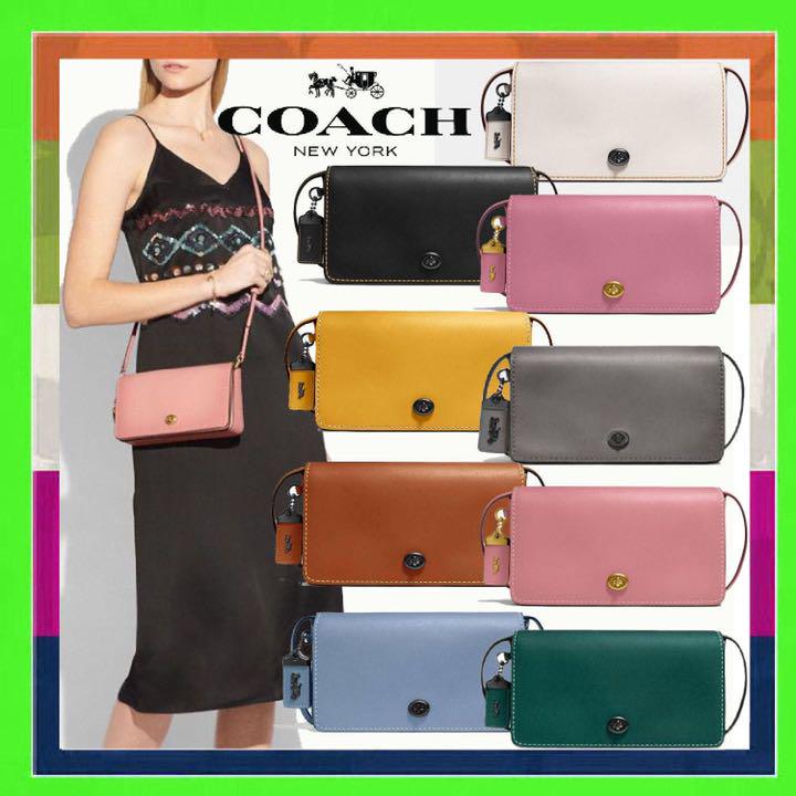 COACH ディンキー グラブタンレザー クロスボディー COACH ディンキー グラブタンレザー クロスボディー