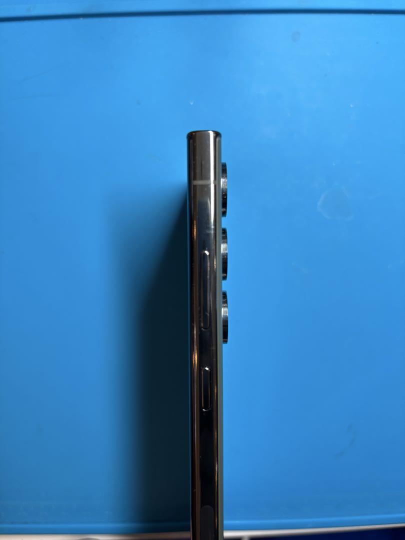 極美品 Galaxy S23 Ultra docomo版 SIMフリー 極美品 Galaxy S23 Ultra docomo版 SIMフリー