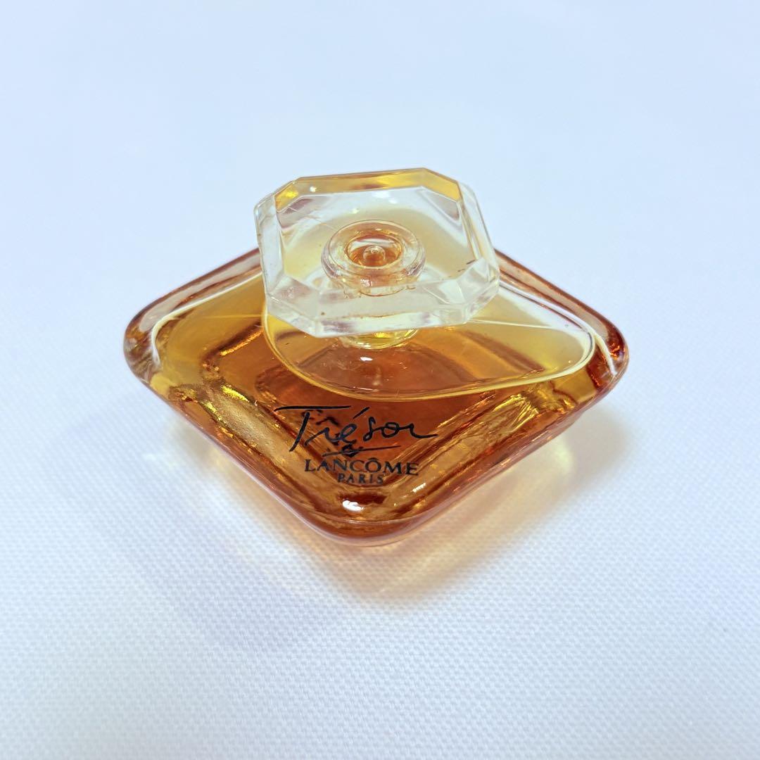 新品 Tresor ランコム トレゾア オーデパルファム 香水 7.5ml