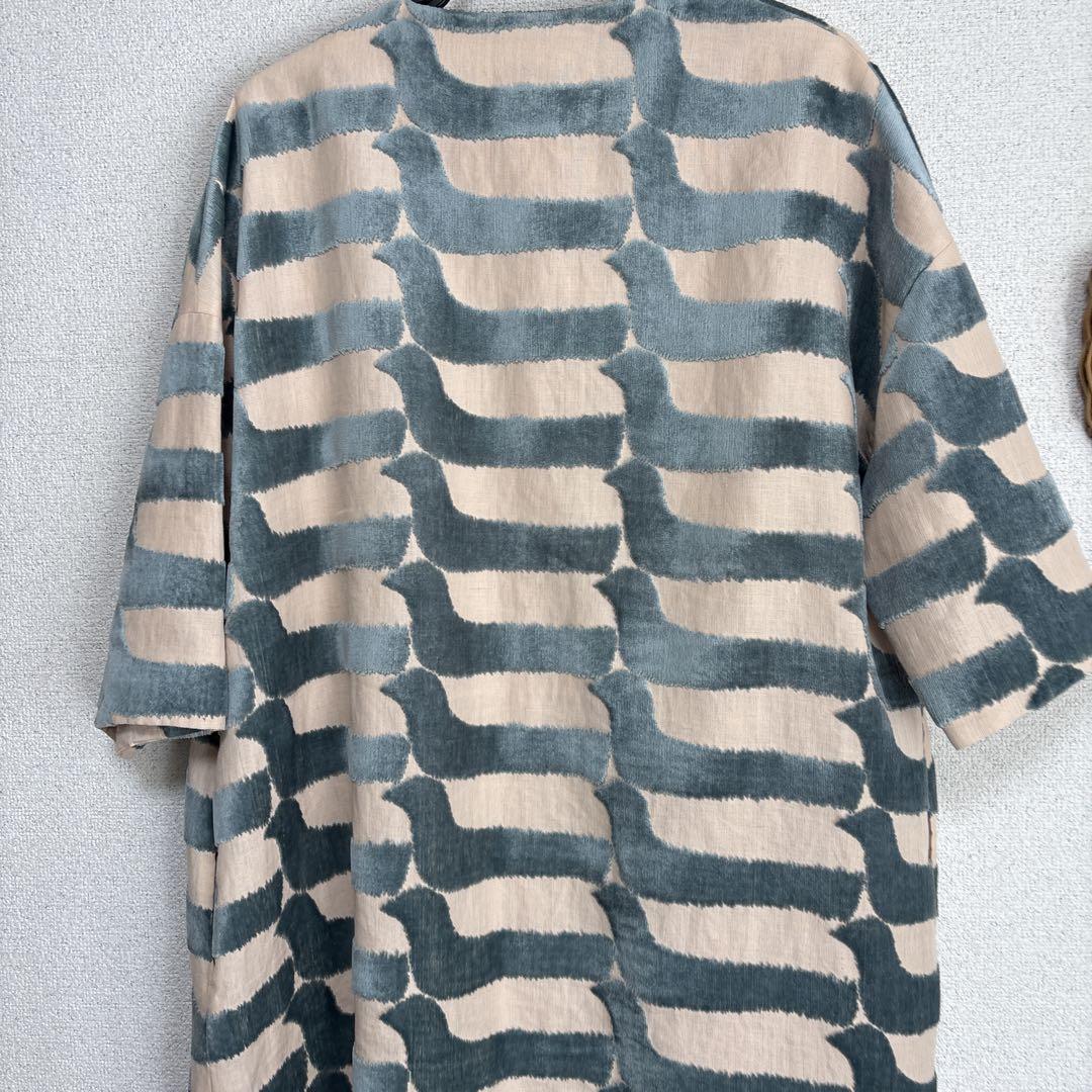美品　ミナペルホネン スプリングコート