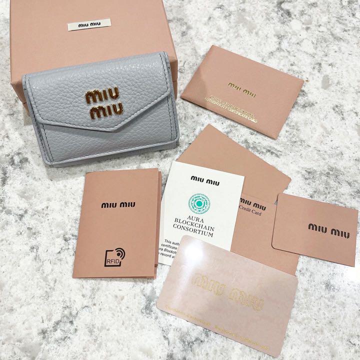0000様専用】miumiu 財布 三つ折り - bpconstructores.com