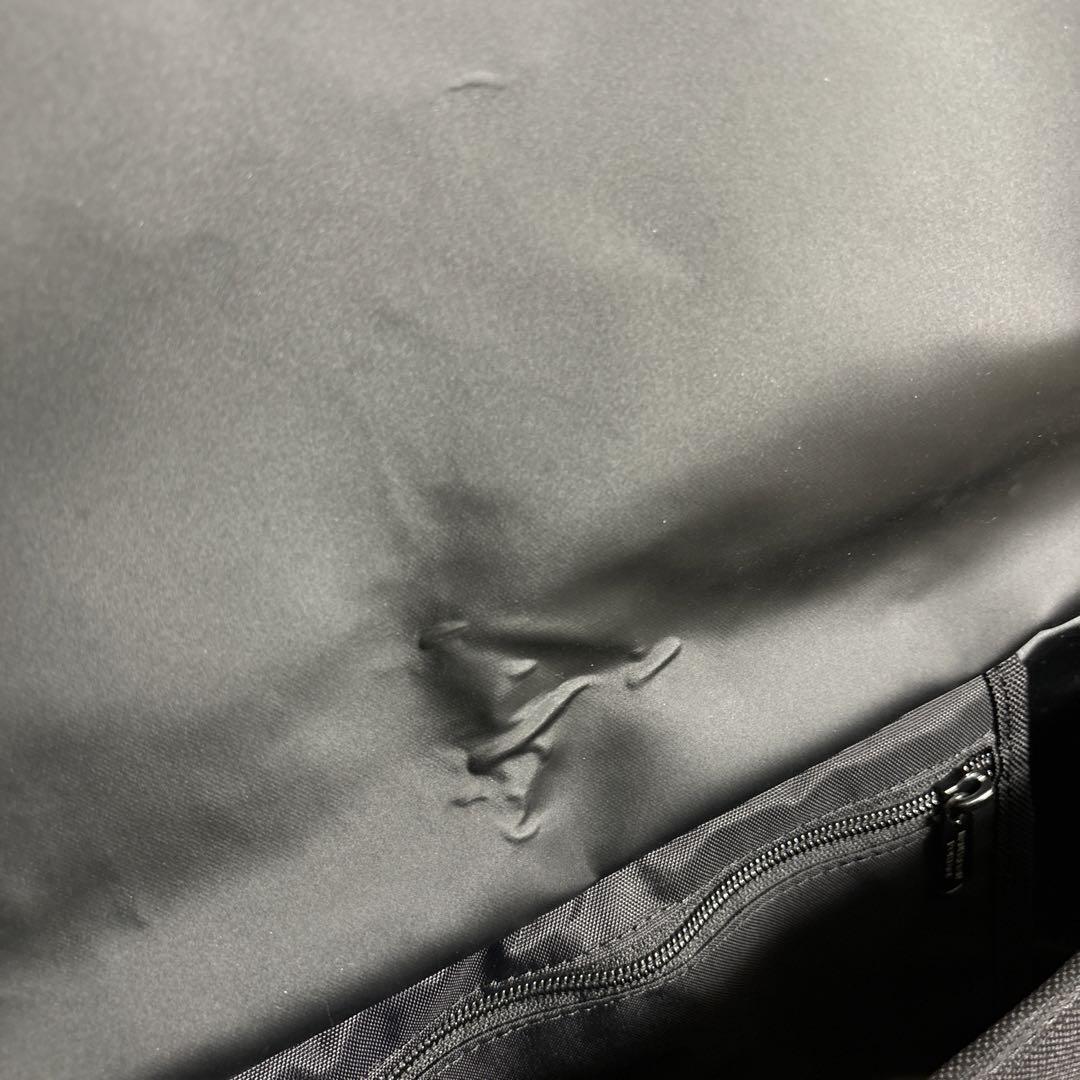 メッセンジャーバッグ　Manhattan Portage