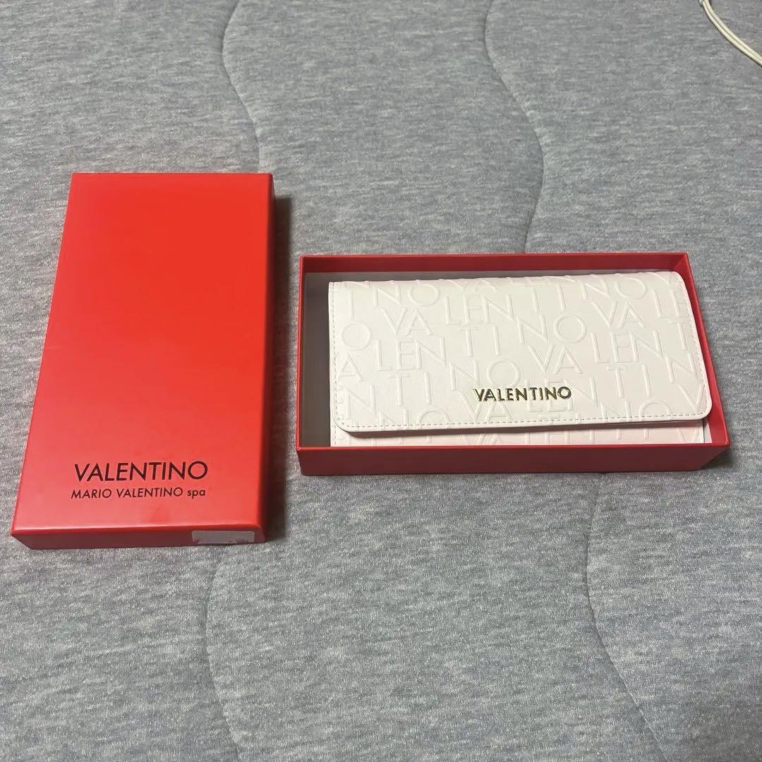 VALENTINO長財布