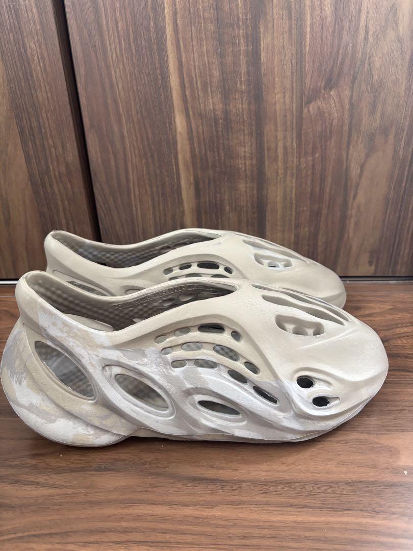 靴 Yeezy Foam Runner Stone Sage US10