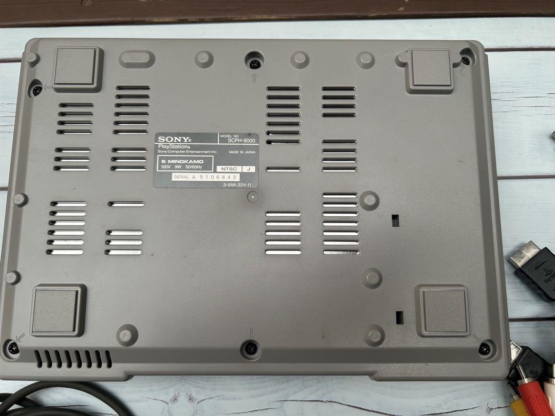 SONY SCPH-9000とソフト8本　美品 SONY SCPH-9000とソフト8本 美品 SONY (ソニー) PlayStation