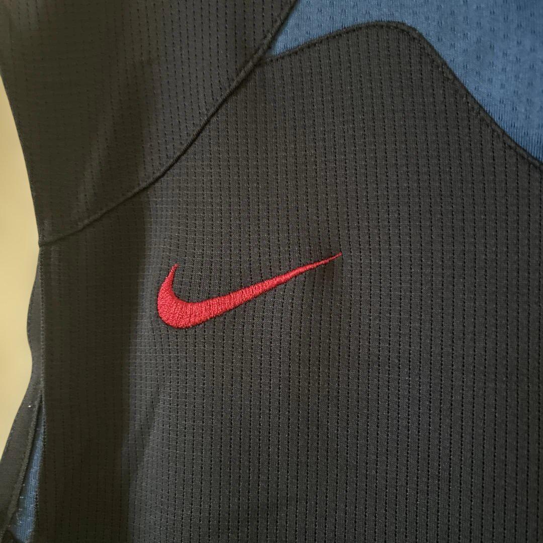 Nike FC Barcelona ノースリーブシャツ　バルセロナ