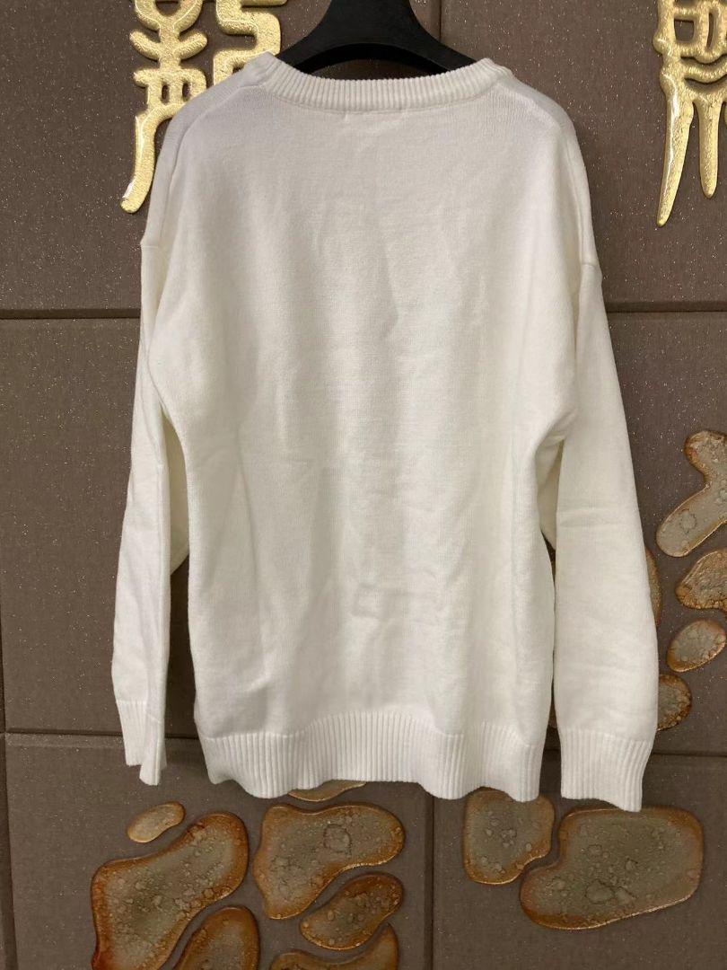 新品 AmiParis アミパリス ニット セーター 男女兼用 M ホワイト 楽天市場】AMI PARIS アミパリス 胸ロゴ クルーネック ニット
