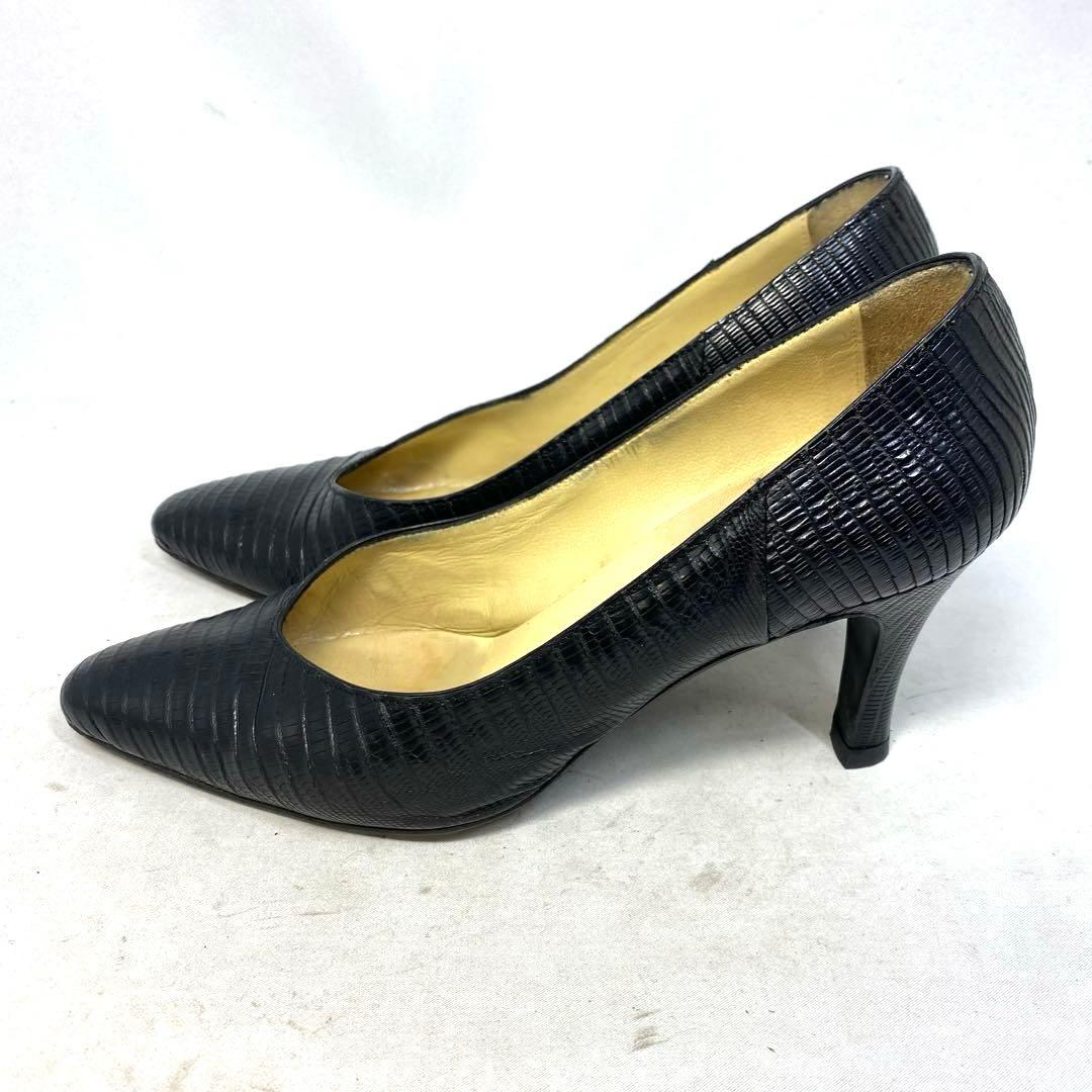 フェラガモ サイズ表記「35」 22.5センチ レザーブラックパンプス フェラガモ サイズ表記「35」 22.5センチ レザーブラックパンプス