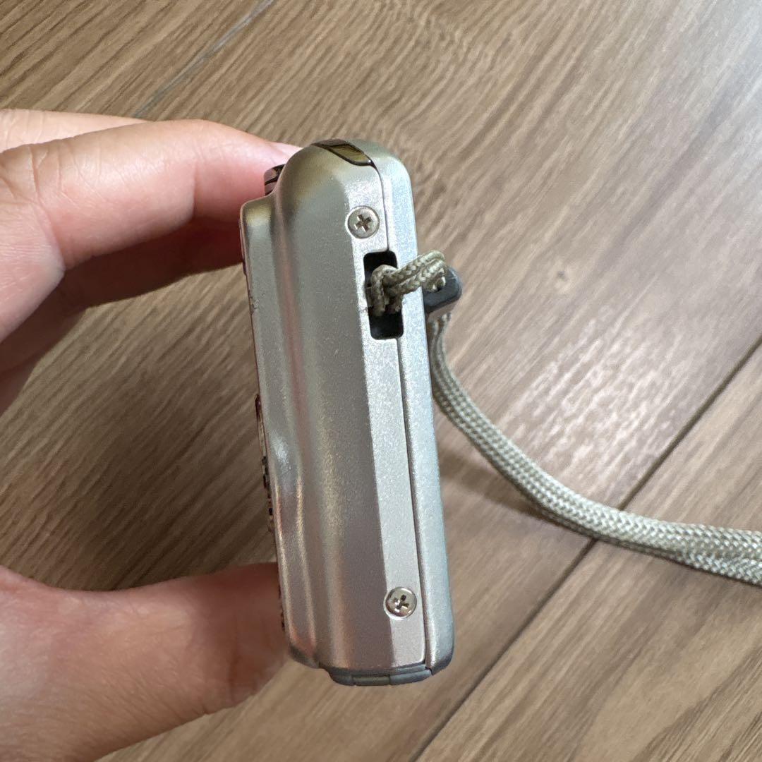 CASIO EXILIM 16.1 MP デジカメ　EX-ZS27