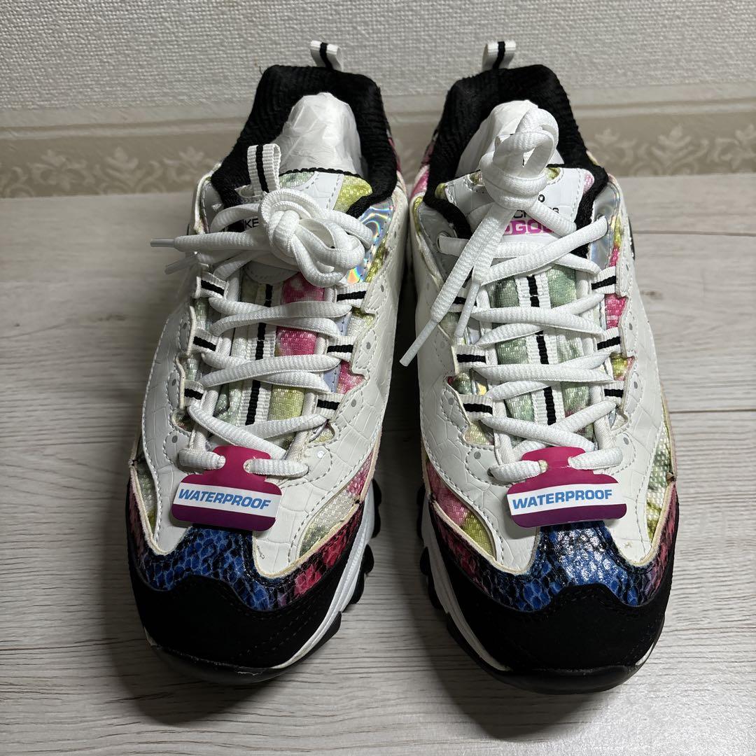 Skechers GO GOLF 防水シューズ ホワイト/マルチカラー