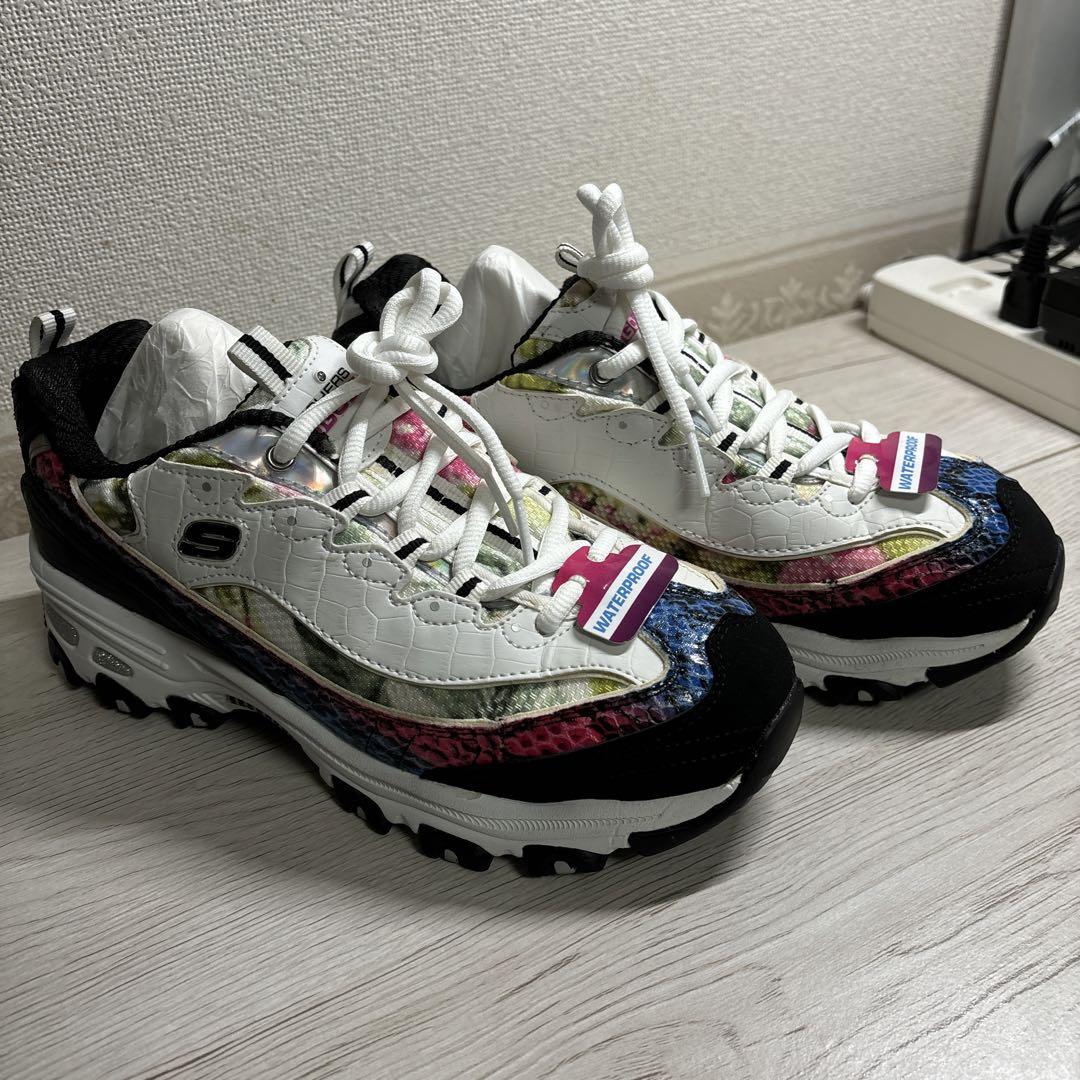 Skechers GO GOLF 防水シューズ ホワイト/マルチカラー