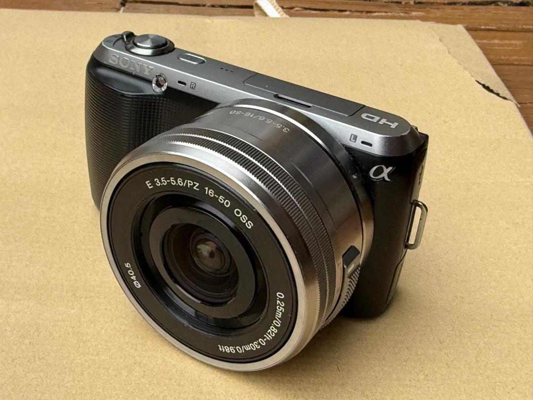 SONY NEX-C3 ＆ SELP1650 ミラーレス一眼カメラ＆ズームレンズ
