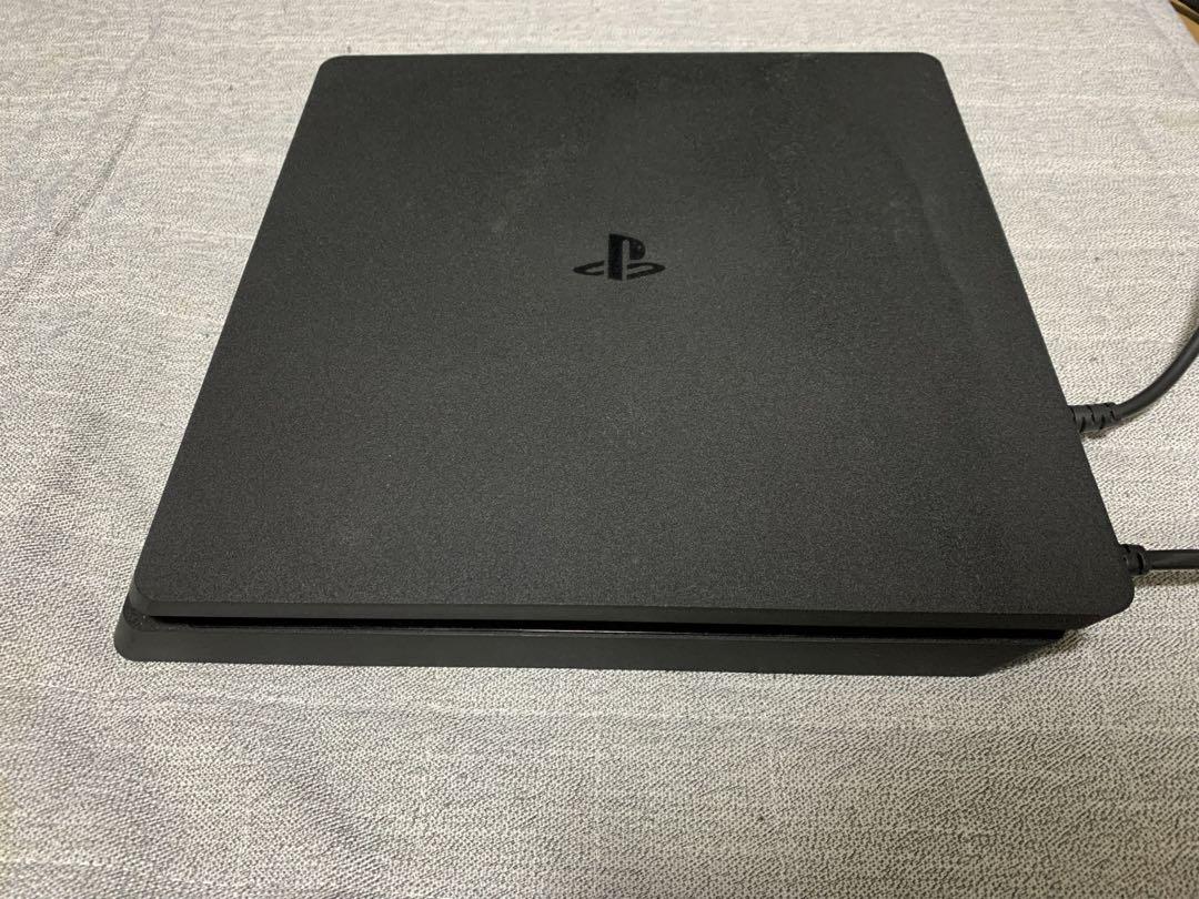 PlayStation®4 ジェット・ブラック 500GB CUH-2000A…ヴィンテ
