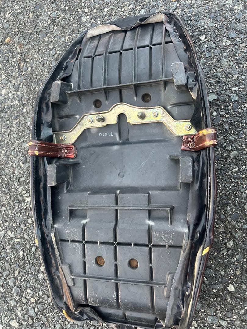 ZRX400 タックロールシート　ブラウン　使用感あり