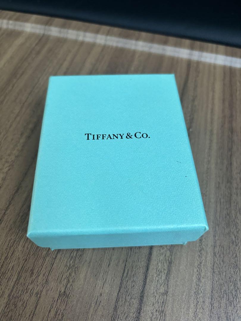 Tiffany & Co. オープンハートペンダント