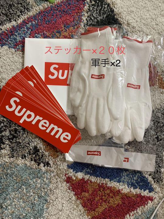 Supreme White おまけ付 P70or-m32010821317 Tシャツ Sサイズ 在庫通販